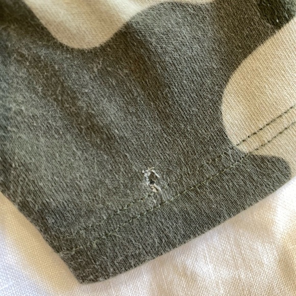 Garage Camouflage Long Sleeve Ruched Crop Top - Picture 5 of 6